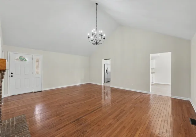 Photo 3 of Single family home for sale at 808 E Marshall St, Tolono, IL 61880 | MLS# 12762889 | Listing updated on 2026-09-30