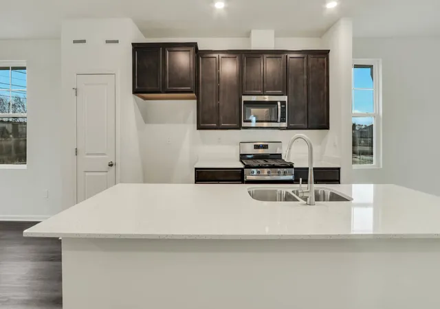 Photo 3 of Townhouse for sale at 2053 Sequoia Ave, Mundelein, IL 60060 | MLS# 12762892 | Listing updated on 2026-10-04