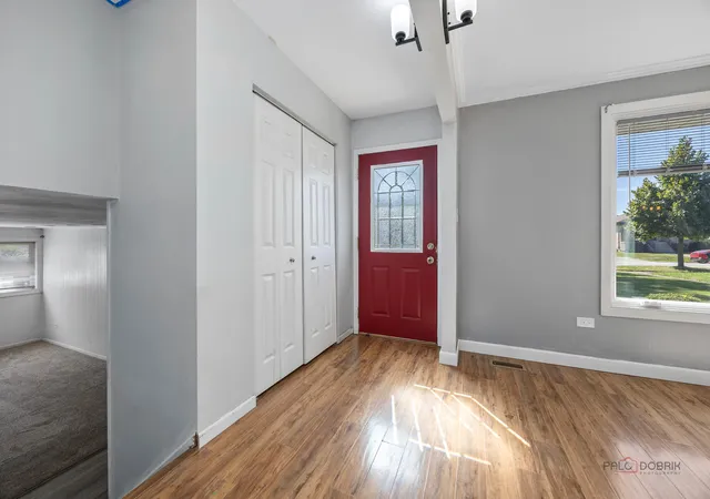 Photo 3 of Single family home for sale at 4816 W 121st Place, Alsip, IL 60803 | MLS# 12762895 | Listing updated on 2026-10-07