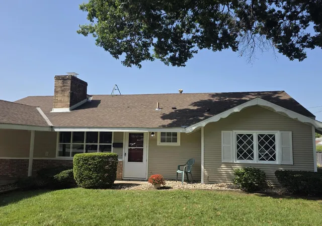 Photo 1 of Single family home for sale at 511 Lenane Dr, Quincy, IL 62301 | MLS# 12762898 | Listing updated on 2026-09-19