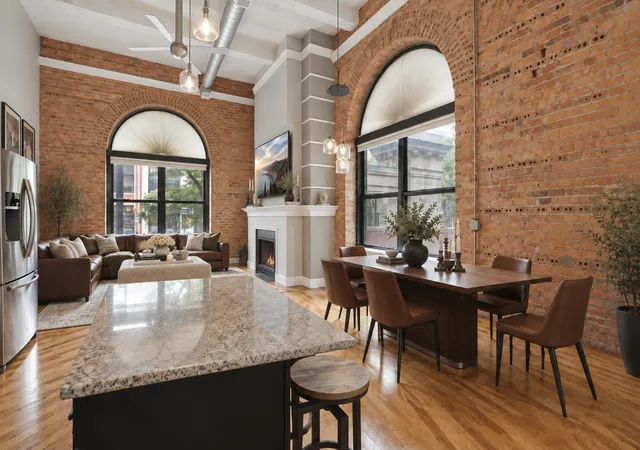 Listing Photo 5 - Condo for sale at Trevi Square, Unit 108 1439 S Michigan Ave, Trevi Square, Chicago, IL 60605 | Built Year: 1903-1998