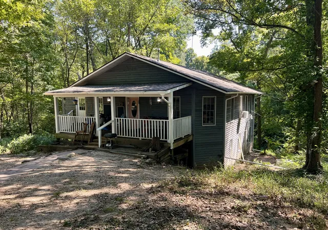 Photo 3 of Single family home for sale at 88 S Jungle Rd, Murphysboro, IL 62966 | MLS# 12762907 | Listing updated on 2026-09-24