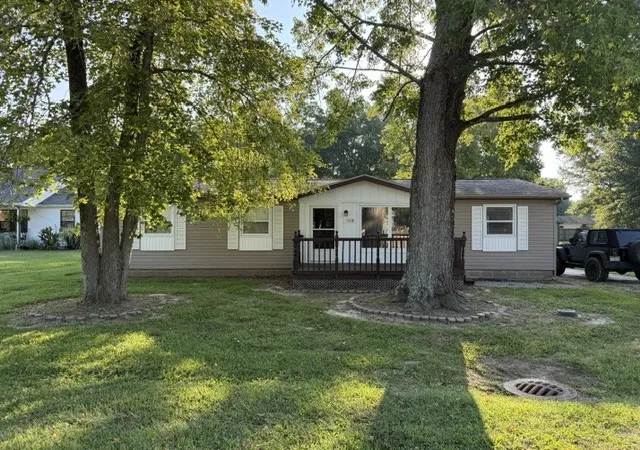 Photo 1 of Sale Pending at 1306 Main St, Carterville, IL 62918 | MLS# 12762915 | Listing updated on 2026-10-06