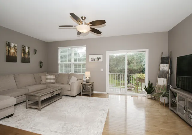 Photo 3 of Townhouse for sale at 734 Thornbury Rd, Bartlett, IL 60103 | MLS# 12762922 | Listing updated on 2026-10-27