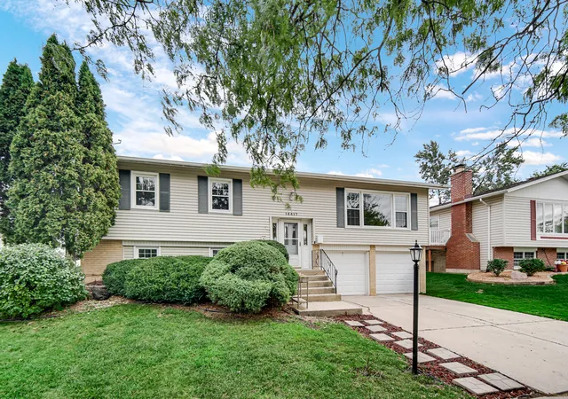 Photo 1 of Single family home for sale at 15417 Alameda Ave, Oak Forest, IL 60452 | MLS# 12762923 | Listing updated on 2026-09-24