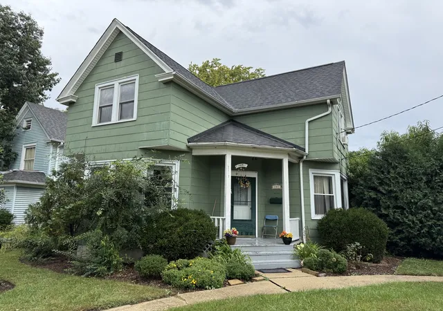 Photo 1 of Single family home for sale at 151 Conde St, West Chicago, IL 60185 | MLS# 12762931 | Listing updated on 2026-10-03