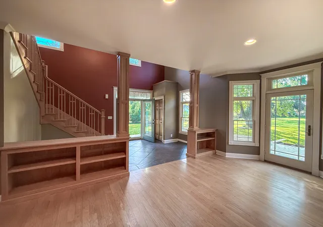 Photo 3 of Single family home for sale at 617 Edward St, Sycamore, IL 60178 | MLS# 12762971 | Listing updated on 2026-10-20