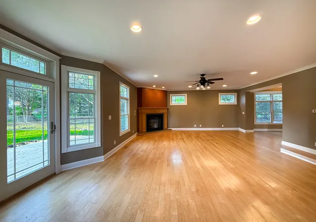Photo 4 of Single family home for sale at 617 Edward St, Sycamore, IL 60178 | MLS# 12762971 | Listing updated on 2026-10-20