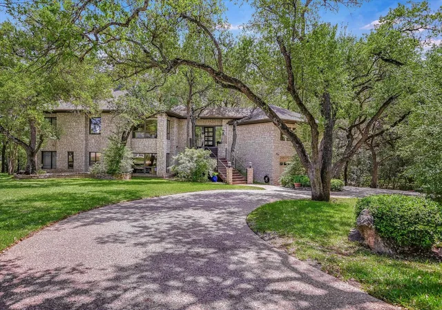 Photo 1 of Single family home for sale at 3901 Prentice Ln, Austin, TX 78746 | MLS# 12763018 | Listing updated on 2026-09-23