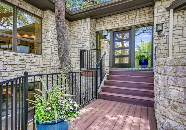 Photo 2 of Single family home for sale at 3901 Prentice Ln, Austin, TX 78746 | MLS# 12763018 | Listing updated on 2026-09-23