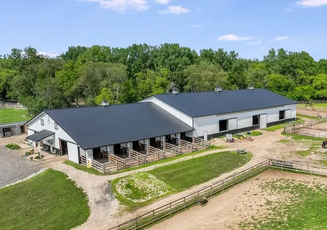 Photo 3 of Single family home for sale at 708 S Rose Farm Rd, Woodstock, IL 60098 | MLS# 12763036 | Listing updated on 2026-10-09