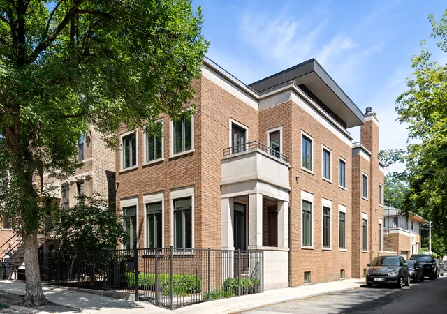 Single family home for sale at 1801 N Hermitage Ave, Chicago, IL 60622 | MLS# 12763048