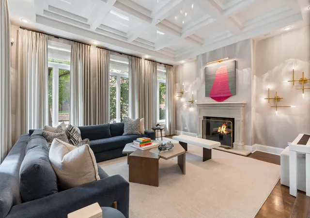Photo 3 of Single family home for sale at 1801 N Hermitage Ave, Chicago, IL 60622 | MLS# 12763048 | Listing updated on 2026-09-28