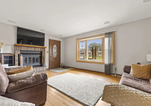 Photo 3 of Single family home for sale at 10 Prospect Jct, Stillman Valley, IL 61084 | MLS# 12763072 | Listing updated on 2026-09-23