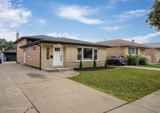 Photo 1 of Single family home for sale at 4051 W 80th Place, Chicago, IL 60652 | MLS# 12763075 | Listing updated on 2026-09-23