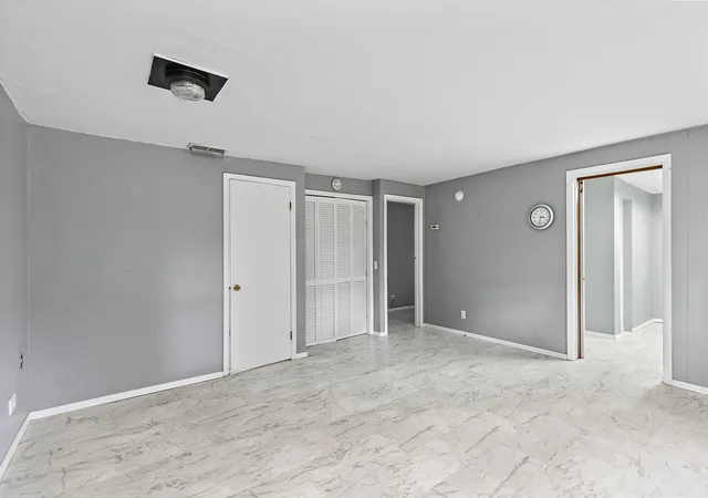 Photo 3 of Single family home for sale at 7n066 Woodlawn Ave, St. Charles, IL 60174 | MLS# 12763080 | Listing updated on 2026-09-24