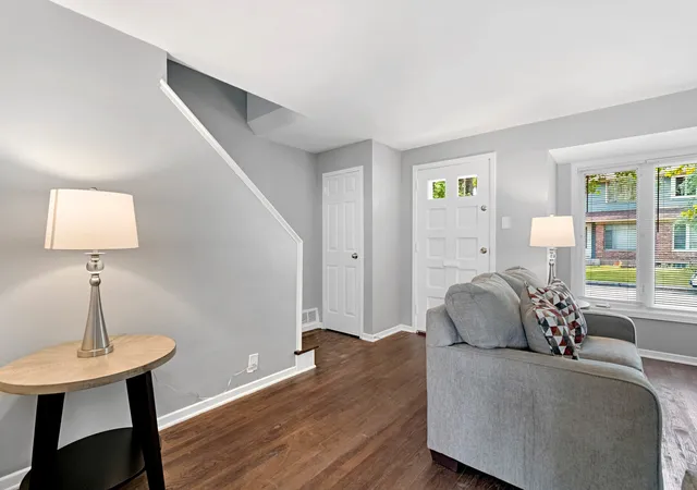 Photo 4 of Townhouse for sale at 17 Michael Rd, Park Forest, IL 60466 | MLS# 12763081 | Listing updated on 2026-09-19