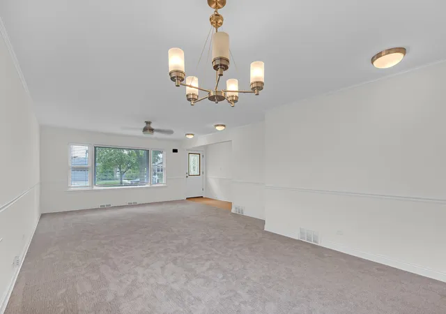 Photo 4 of Single family home for sale at 5018 Dobson St, Skokie, IL 60077 | MLS# 12763087 | Listing updated on 2026-10-05