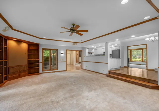 Photo 3 of Single family home for sale at 749 N Sharon Dr, Woodstock, IL 60098 | MLS# 12763092 | Listing updated on 2026-09-24