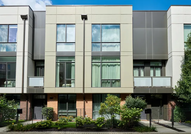 Photo 2 of Townhouse for sale at 1906 N Campbell Ave #C, Chicago, IL 60647 | MLS# 12763101 | Listing updated on 2026-09-23