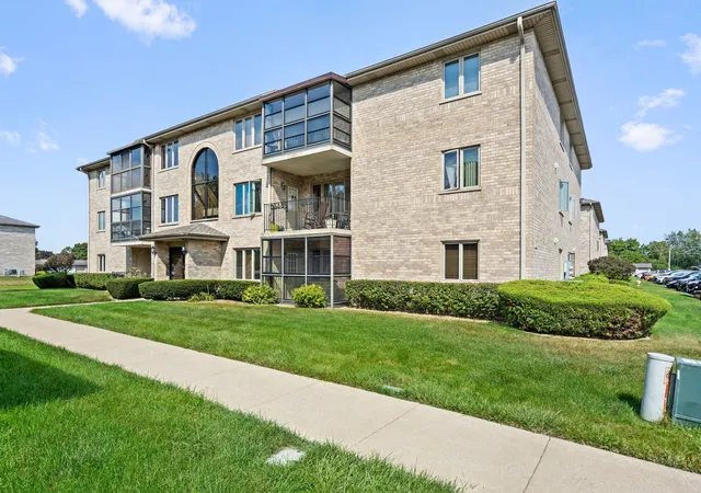Condo for sale at 13950 E Leamington Dr #203, Crestwood, IL 60418 | MLS# 12763113