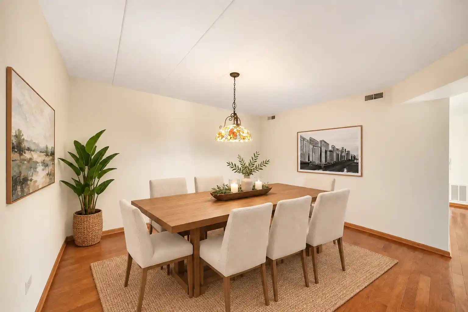 Listing Photo 2 - Condo for sale in 13950 E Leamington Dr located at 13950 E Leamington Dr, Crestwood, IL 60445 - Unit #203