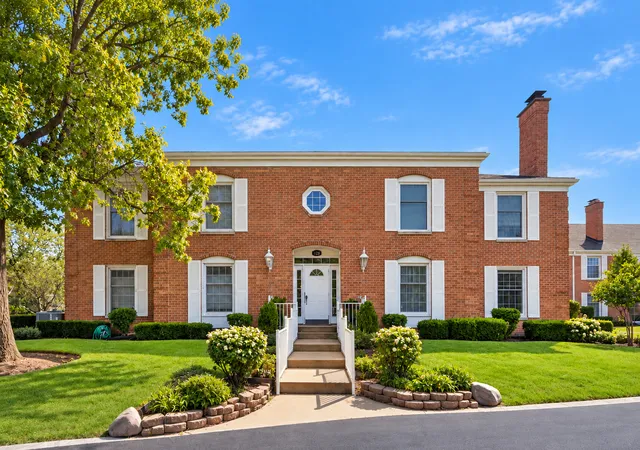 Condo for sale at 128 Carriage Way Dr #117B, Burr Ridge, IL 60527 | MLS# 12763115