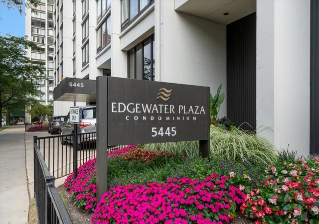 Photo 2 of Condo for sale at 5445 N Sheridan Rd #2608, Chicago, IL 60640 | MLS# 12763134 | Listing updated on 2026-09-24