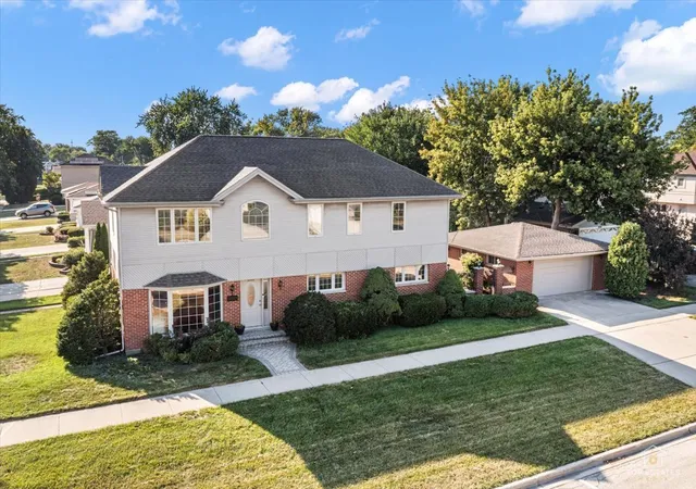 Photo 1 of Single family home for sale at 8000 W Lake St, Niles, IL 60714 | MLS# 12763144 | Listing updated on 2026-09-23