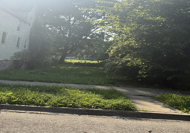 Photo 1 of Land for sale at 6618 S May St, Chicago, IL 60621 | MLS# 12763164 | Listing updated on 2026-09-23