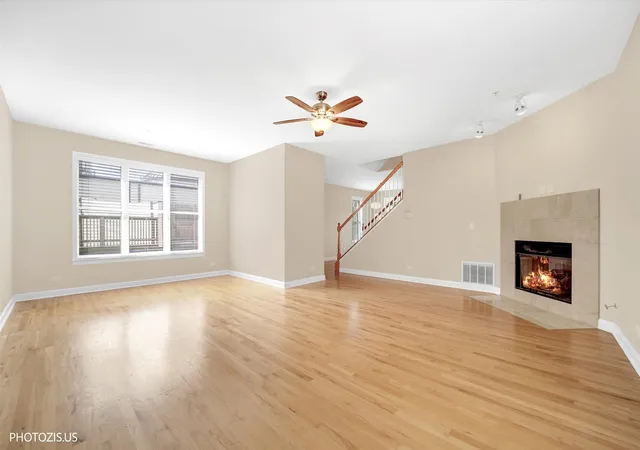 Photo 3 of Condo for sale at 170 N Marion St #14, Oak Park, IL 60302 | MLS# 12763165 | Listing updated on 2026-10-06