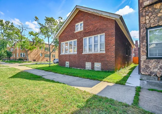 Photo 3 of Single family home for sale at 657 E 90th Street, Chicago, IL 60619 | MLS# 12763167 | Listing updated on 2026-09-27