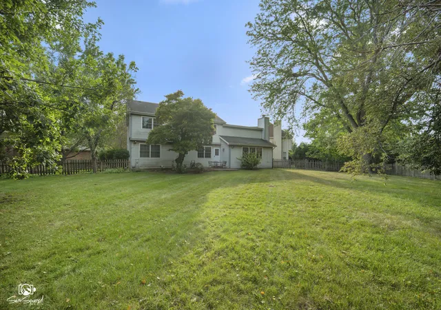 Photo 3 of Single family home for sale at 340 Rebecca Rd, Joliet, IL 60435 | MLS# 12763169 | Listing updated on 2026-09-24