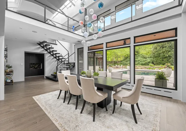 Photo 2 of Mansion for sale at 850 Lesly Rd, Villanova, PA 19085 | MLS# 12763179 | Listing updated on 2026-09-23