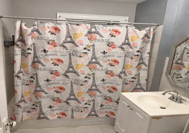Photo 4 of House for sale at 7524 S Wentworth Ave, Chicago, IL 60620 | MLS# 12763187 | Listing updated on 2026-10-09