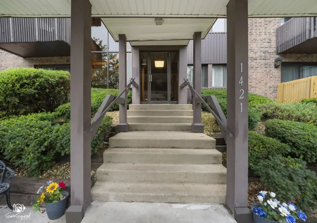Photo 1 of Condo for sale at 1421 Woodbridge Rd #1A, Joliet, IL 60436 | MLS# 12763200 | Listing updated on 2026-09-21