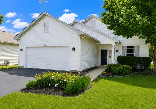 Photo 1 of Single family home for sale at 1566 Benzie Cir, Romeoville, IL 60446 | MLS# 12763208 | Listing updated on 2026-10-02