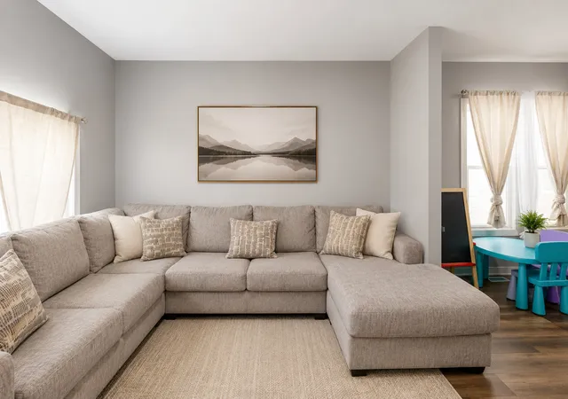 Photo 2 of Single family home for sale at 82 Isa Ave, Chicago Heights, IL 60411 | MLS# 12763212 | Listing updated on 2026-09-18