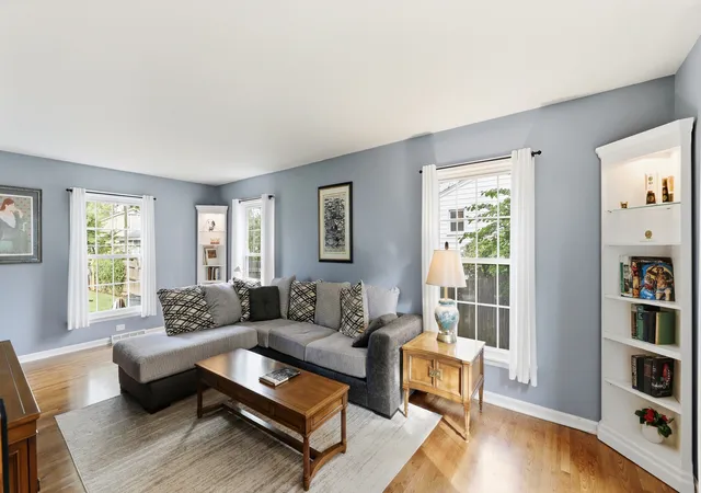 Photo 3 of Single family home for sale at 1033 N Brainard St, Naperville, IL 60563 | MLS# 12763227 | Listing updated on 2026-10-06