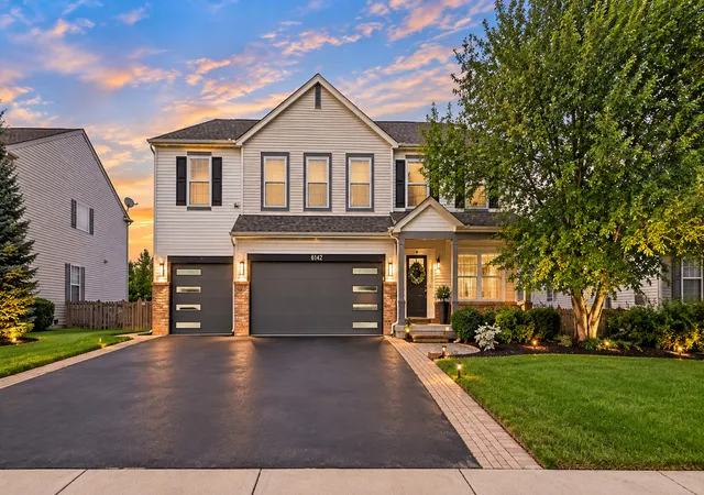 Photo 1 of Single family home for sale at 6142 Autumn Ridge Dr, Plainfield, IL 60586 | MLS# 12763239 | Listing updated on 2026-09-23