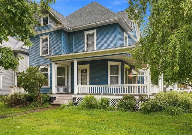 Photo 3 of Single family home for sale at 801 2nd Avenue, Sterling, IL 61081 | MLS# 12763240 | Listing updated on 2026-09-27