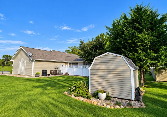 Photo 3 of Sale Pending at 710 Prince Dr, Pinckneyville, IL 62274 | MLS# 12763247 | Listing updated on 2026-10-06