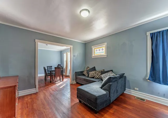 Photo 4 of Single family home for sale at 4947 W Deming Pl, Chicago, IL 60639 | MLS# 12763250 | Listing updated on 2026-09-22