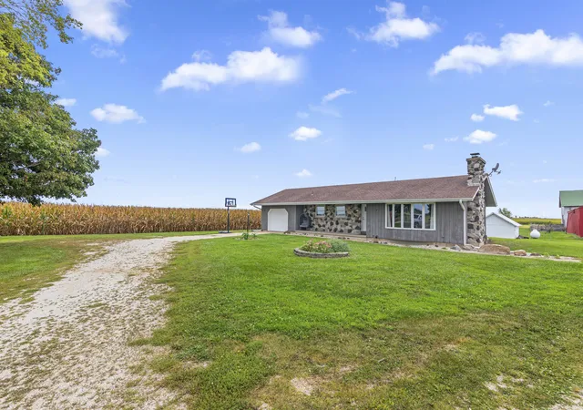 Photo 1 of Single family home for sale at 3006 Kane Rd, Leland, IL 60531 | MLS# 12763260 | Listing updated on 2026-09-25