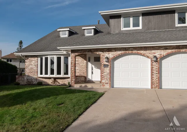 Photo 2 of Single family home for sale at 11734 Ballinary Ct, Orland Park, IL 60467 | MLS# 12763263 | Listing updated on 2026-10-06