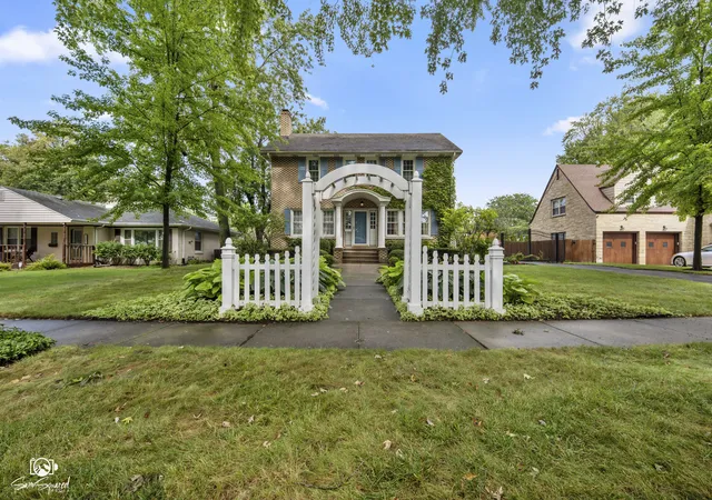 Photo 1 of Single family home for sale at 1295 Taylor St, Joliet, IL 60435 | MLS# 12763264 | Listing updated on 2026-09-23
