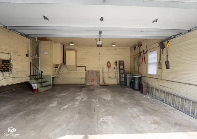 Photo 4 of Single family home for sale at 1295 Taylor St, Joliet, IL 60435 | MLS# 12763264 | Listing updated on 2026-09-23