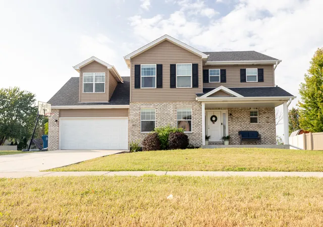 Photo 1 of Single family home for sale at 465 E Bethel Dr, Bourbonnais, IL 60914 | MLS# 12763274 | Listing updated on 2026-10-03
