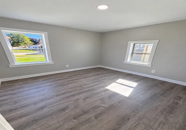 Photo 3 of Single family home for sale at 2109 S 5th Street, Rockford, IL 61104 | MLS# 12763276 | Listing updated on 2026-10-22