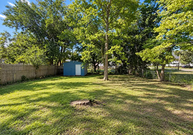 Photo 4 of Single family home for sale at 2109 S 5th Street, Rockford, IL 61104 | MLS# 12763276 | Listing updated on 2026-10-22